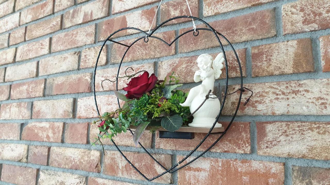 Seensucht & Urlaubstraeume, Ferienwohnung "Seerose" Grossräschen Exterior foto